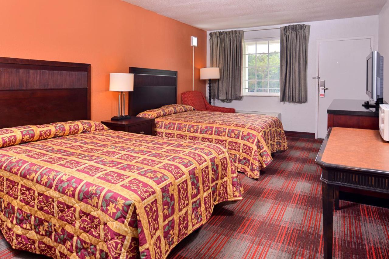 Americas Best Value Inn Richmond South Bellwood Extérieur photo