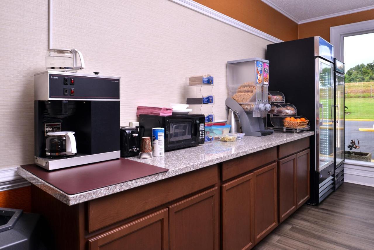 Americas Best Value Inn Richmond South Bellwood Extérieur photo