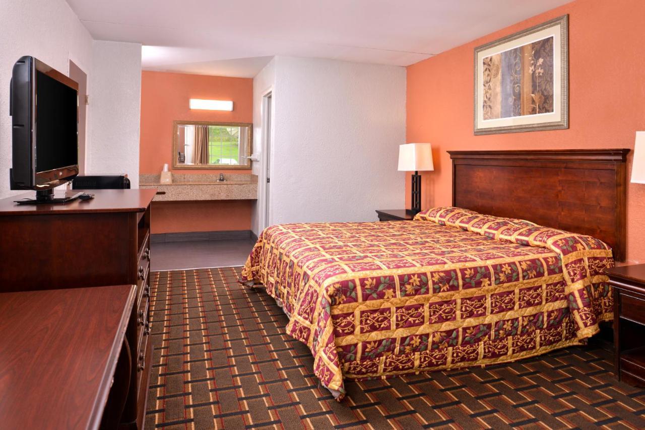 Americas Best Value Inn Richmond South Bellwood Extérieur photo