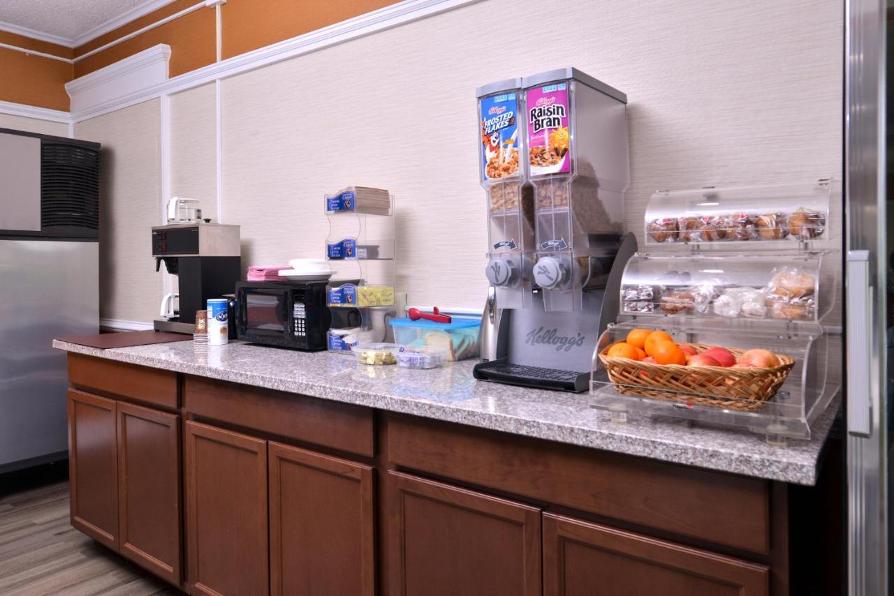 Americas Best Value Inn Richmond South Bellwood Extérieur photo
